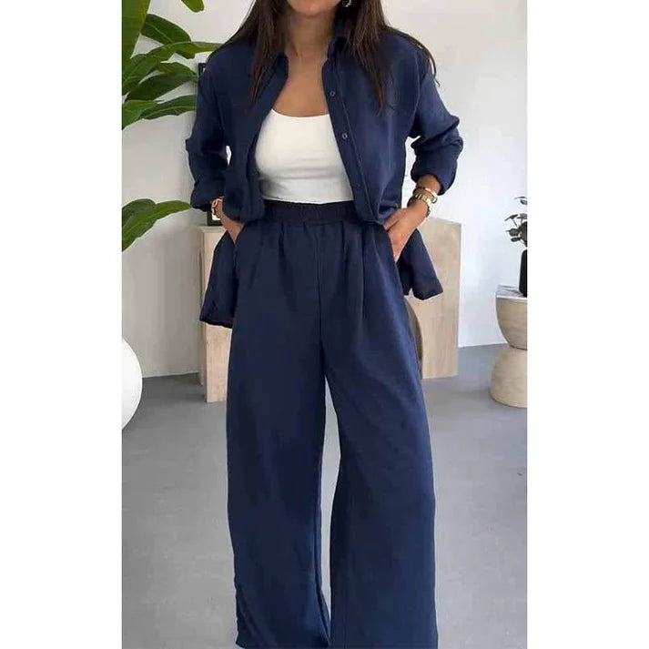 Solid Color Two Piece Set – Loose Shirt & Wide Leg Pants in perfekter Harmonie. Reduzierte Eleganz für den Alltag.